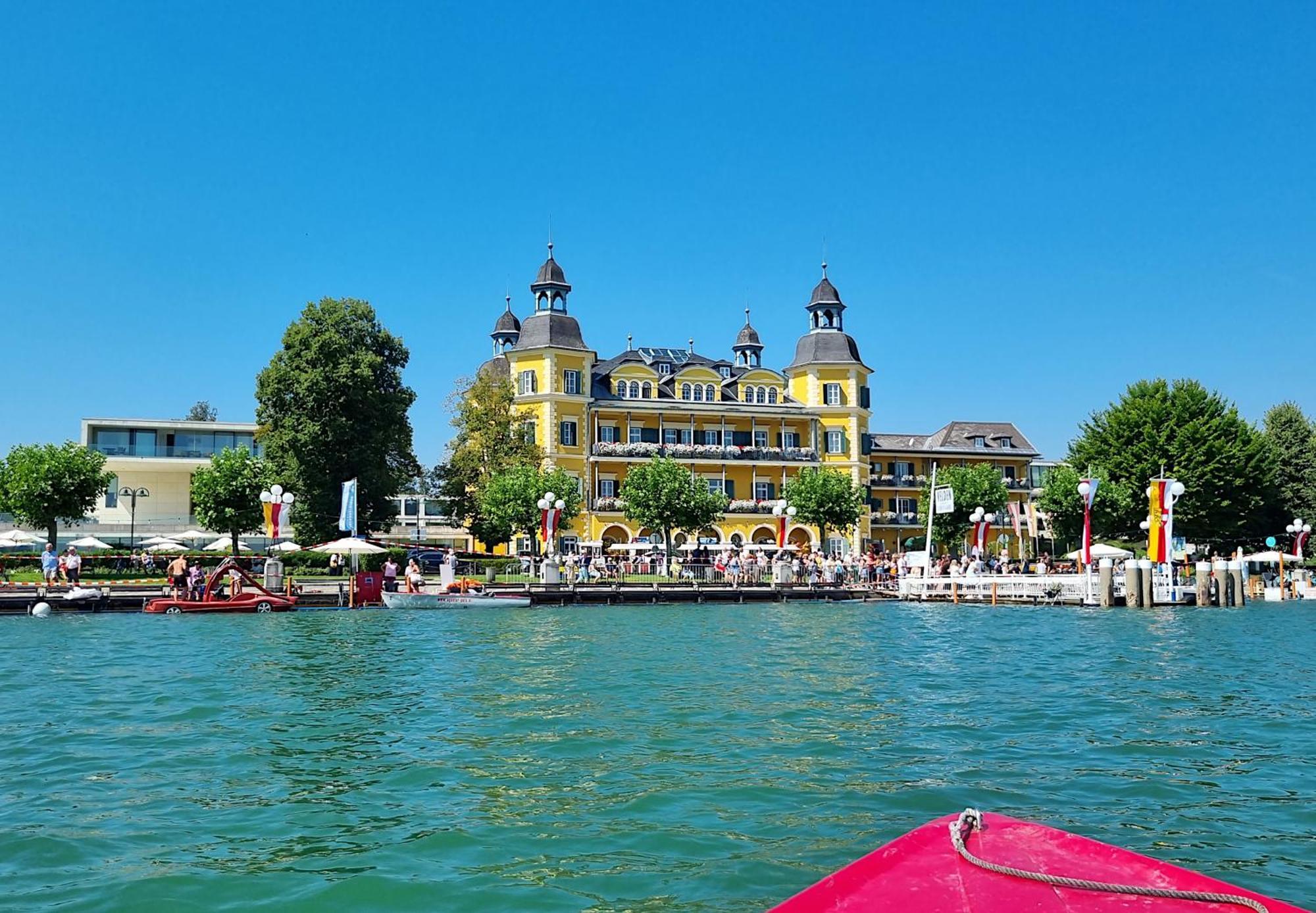 Ferienhaus Das Glab Velden am Woerthersee Luaran gambar