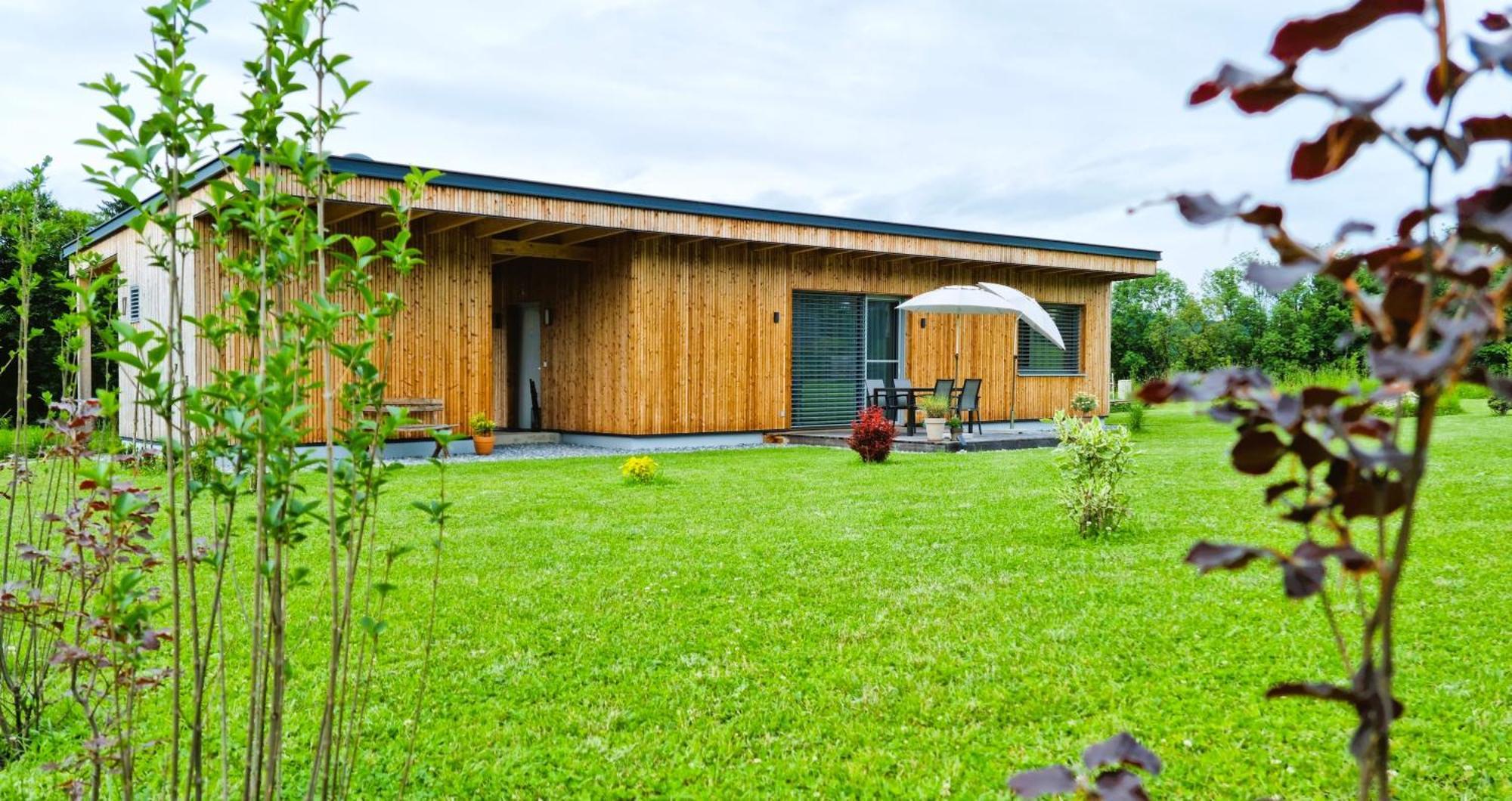 Ferienhaus Das Glab Velden am Woerthersee Luaran gambar